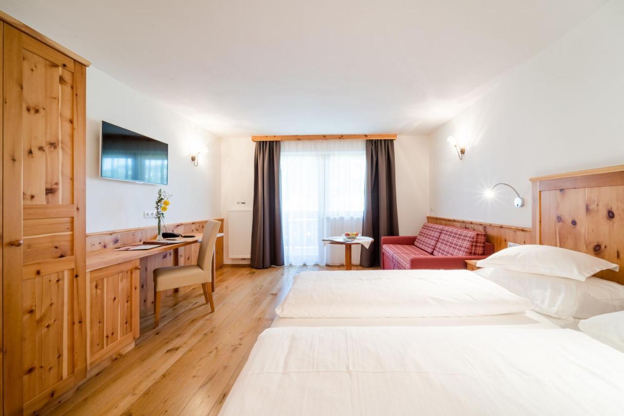 Hohe Gaisl Hotel Braies  Exterior foto