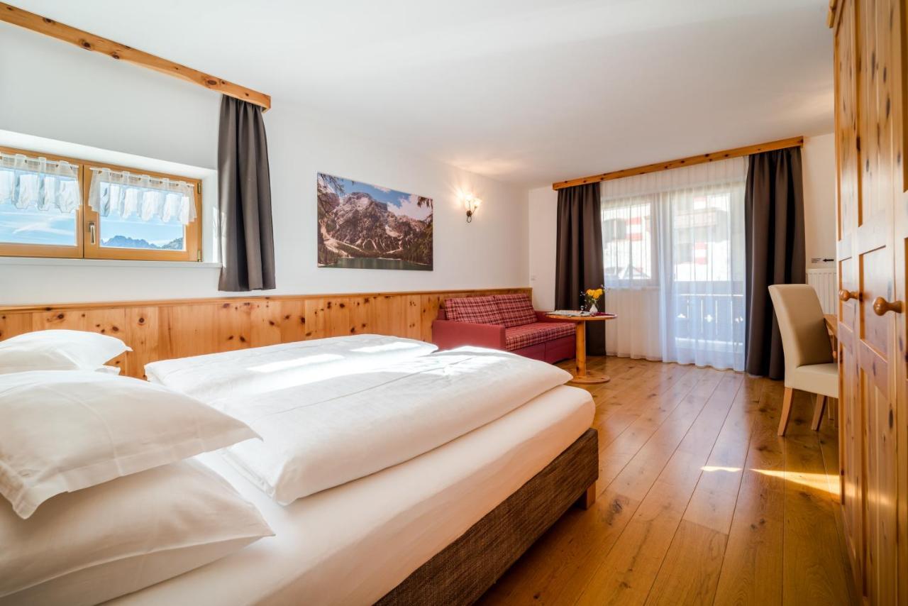 Hohe Gaisl Hotel Braies  Exterior foto